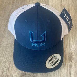 NWT! Huk Barb U Trucker Snapback Hat